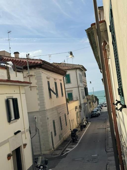 La Casa Di Nonno Roberto By Rentbeat Apartment Livorno Room photo